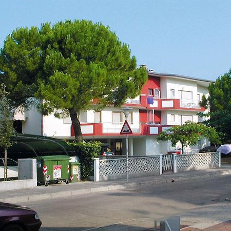Appartamenti Massimo Bibione Luaran gambar